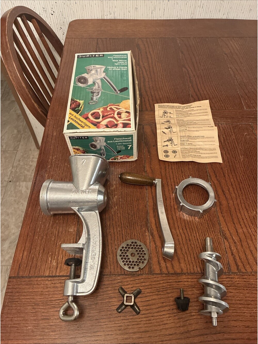 Jupiter #7 Meat Grinder Heavy Duty Counter Top Manual Mincer Vintage Germany